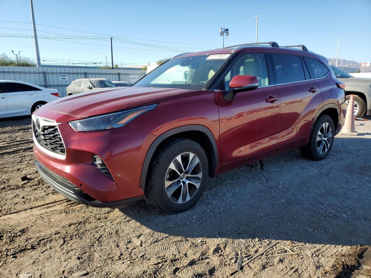 2022 TOYOTA HIGHLANDER
