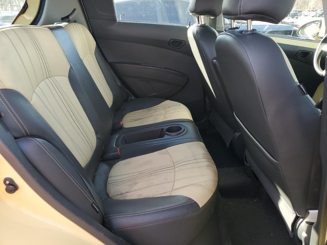 2015 CHEVROLET Spark