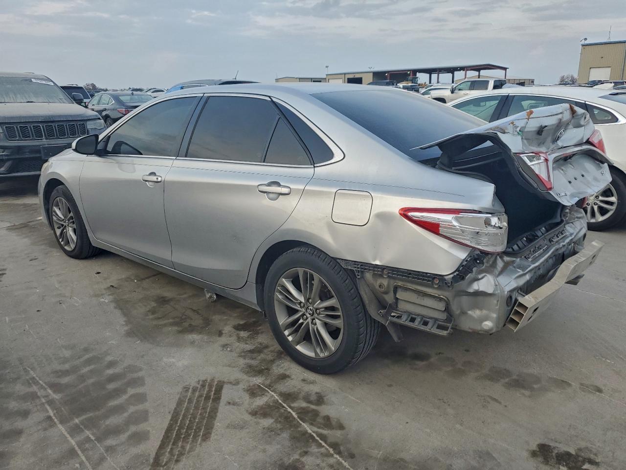 2017 TOYOTA CAMRY