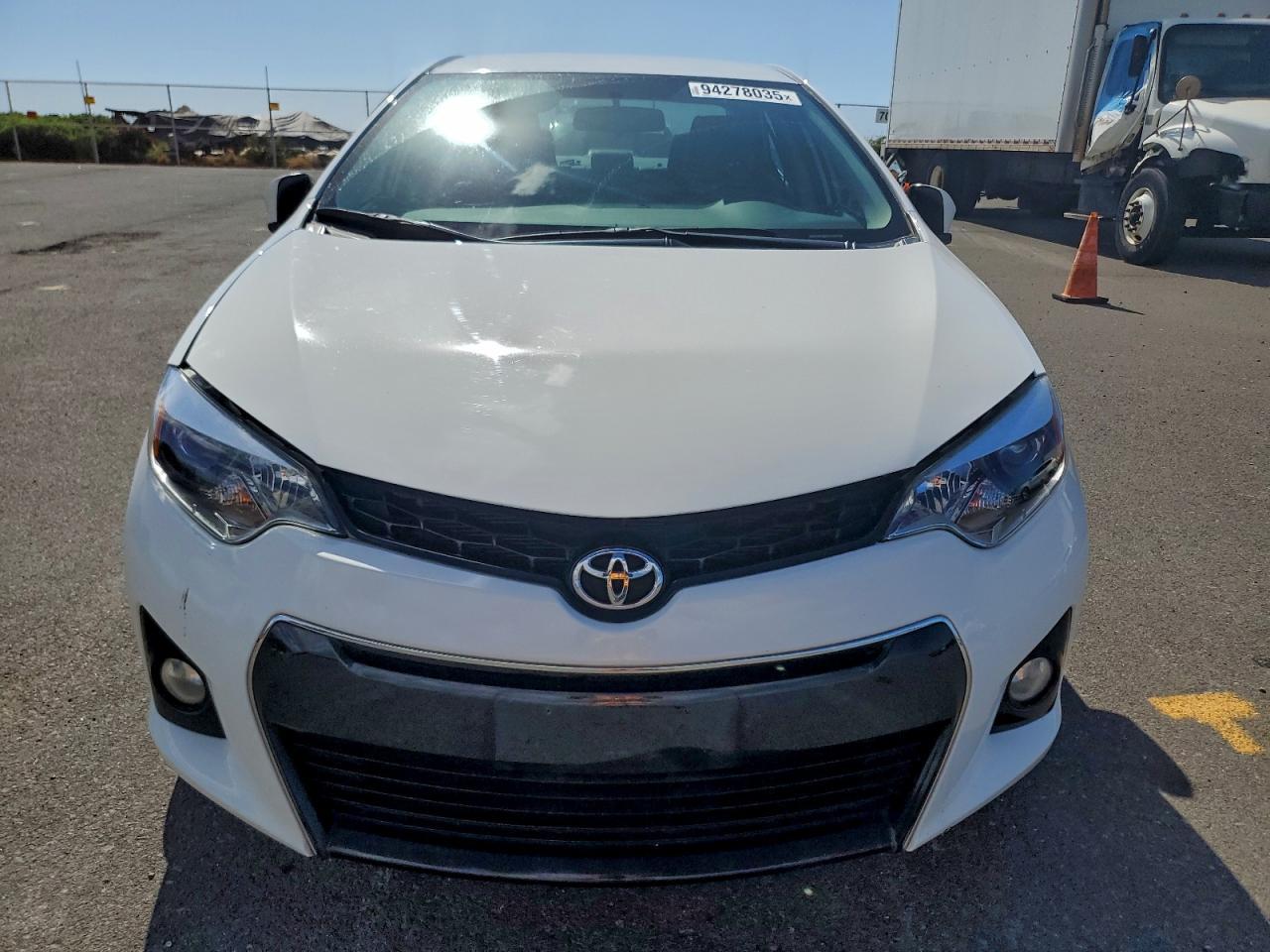 2015 TOYOTA COROLLA