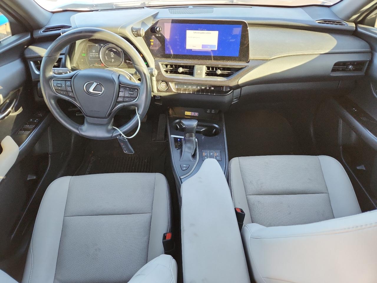 2023 LEXUS UX 250H