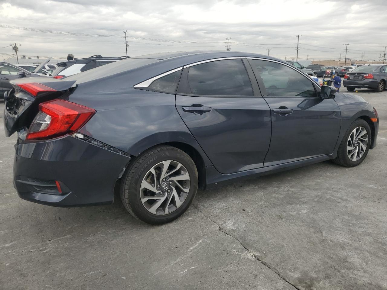 2016 HONDA CIVIC