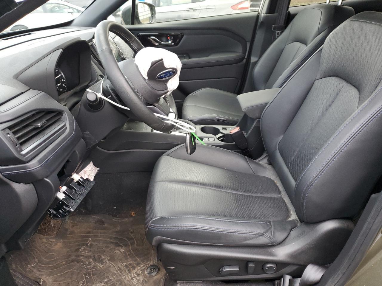 2025 SUBARU FORESTER