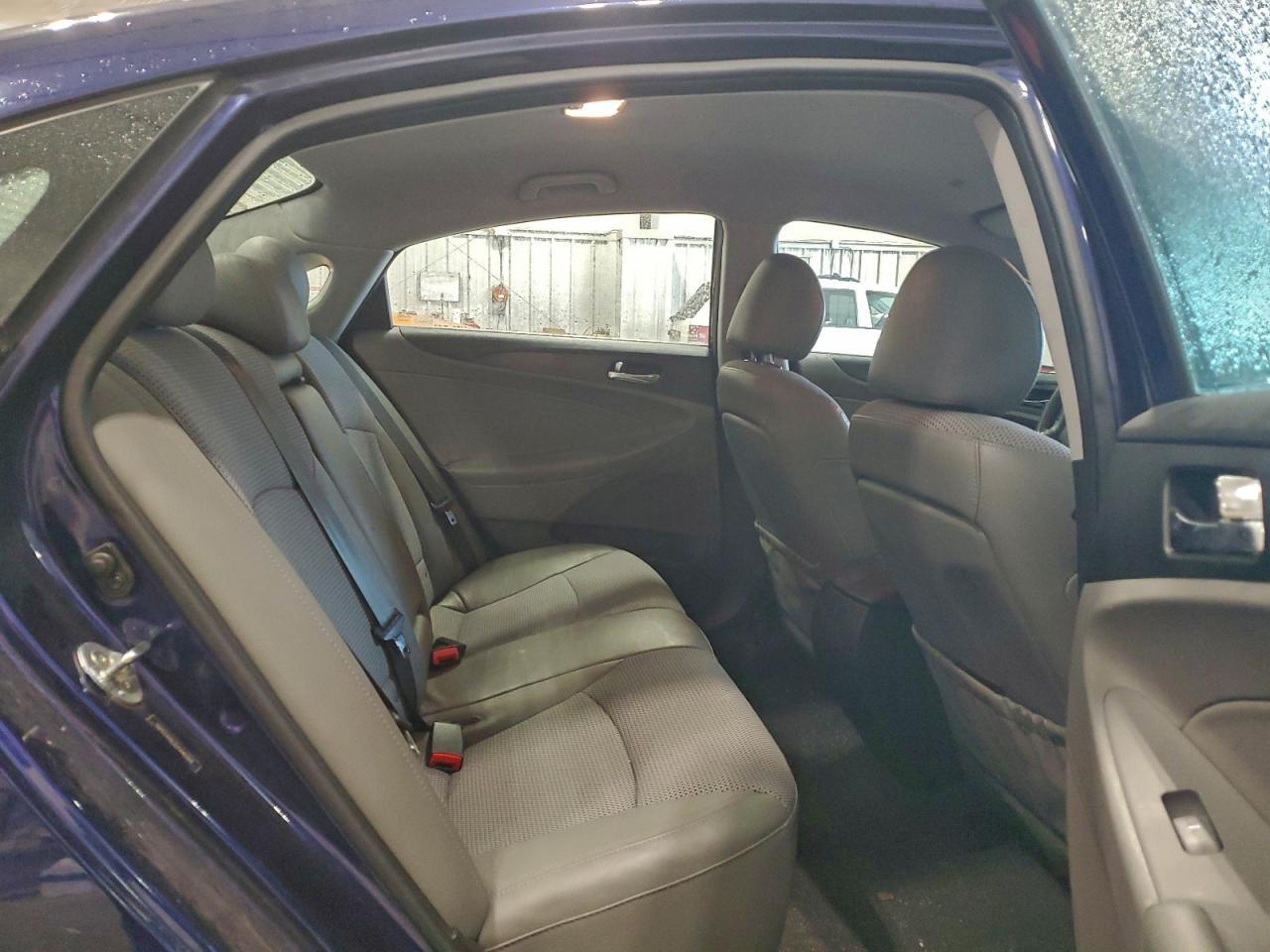 2012 HYUNDAI SONATA