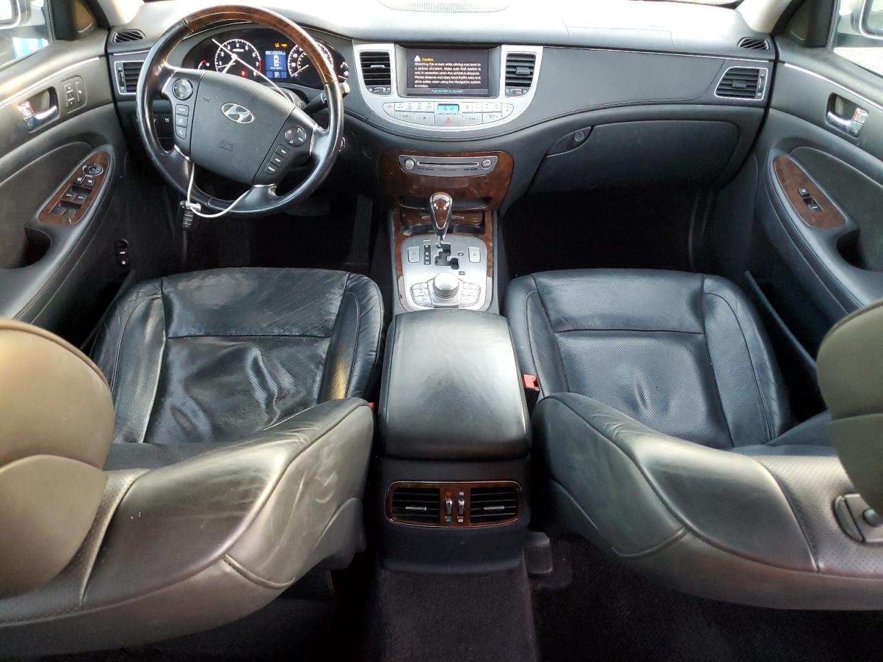 2009 HYUNDAI GENESIS