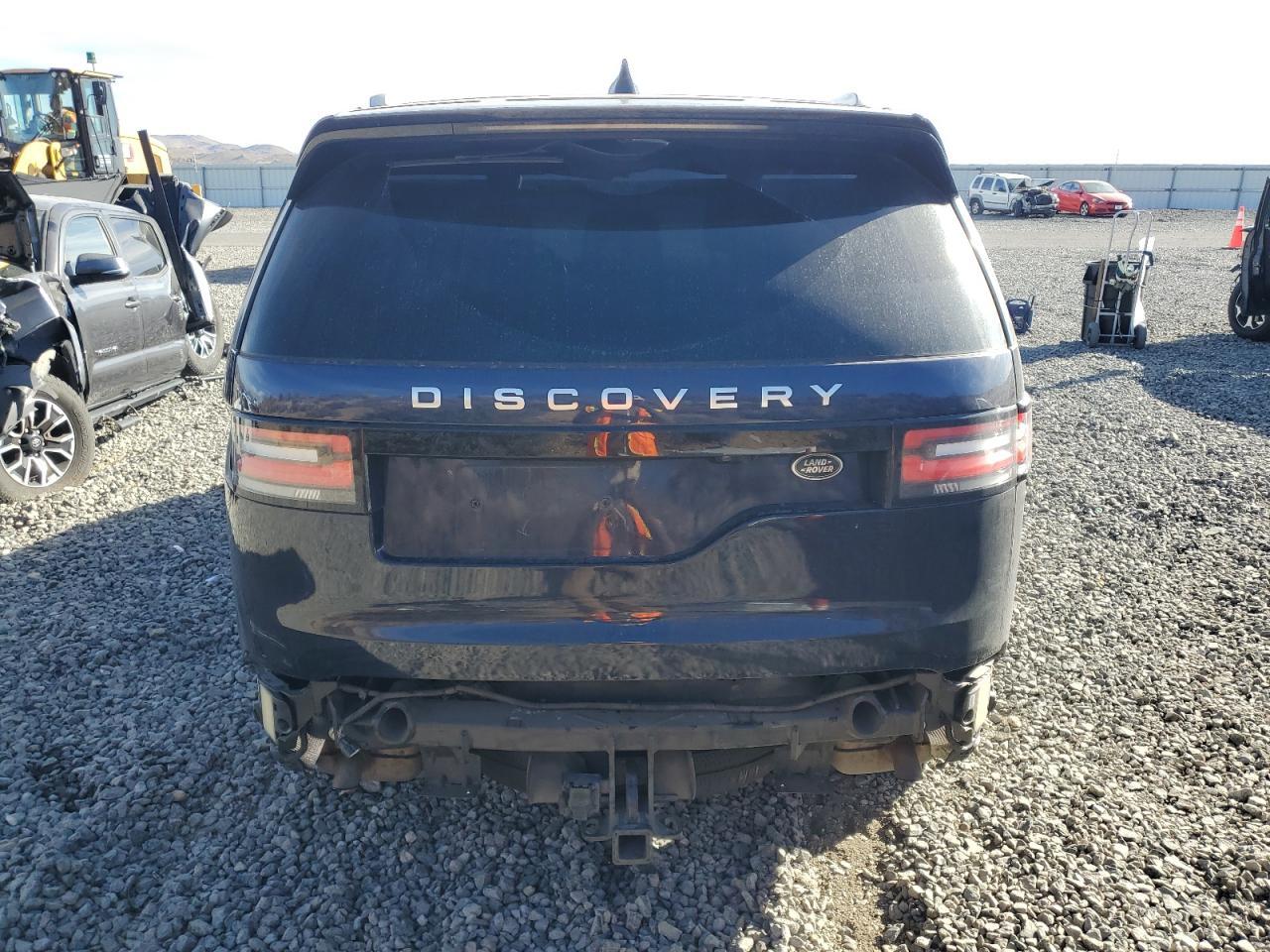 2018 LAND ROVER Discovery