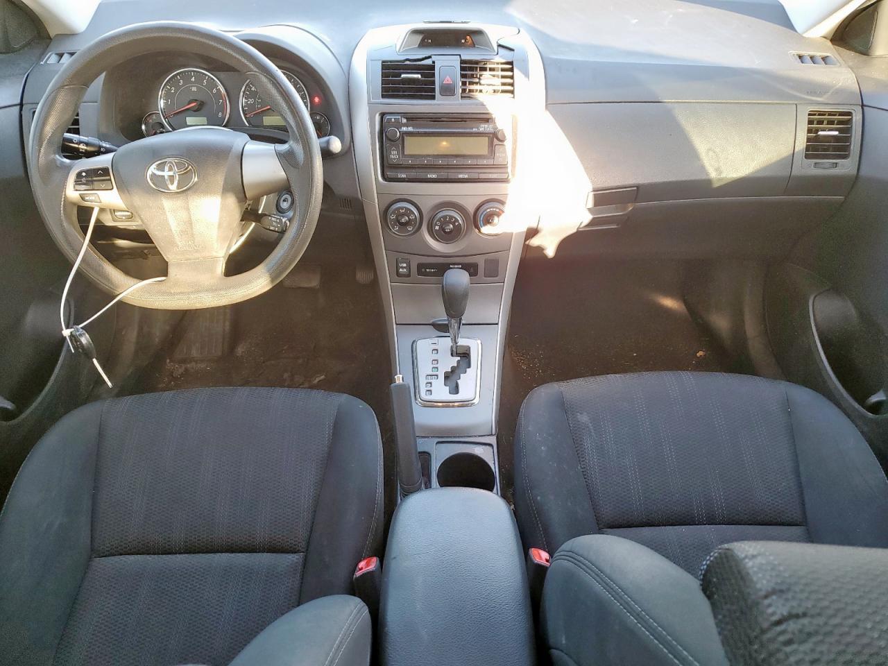 2012 TOYOTA COROLLA