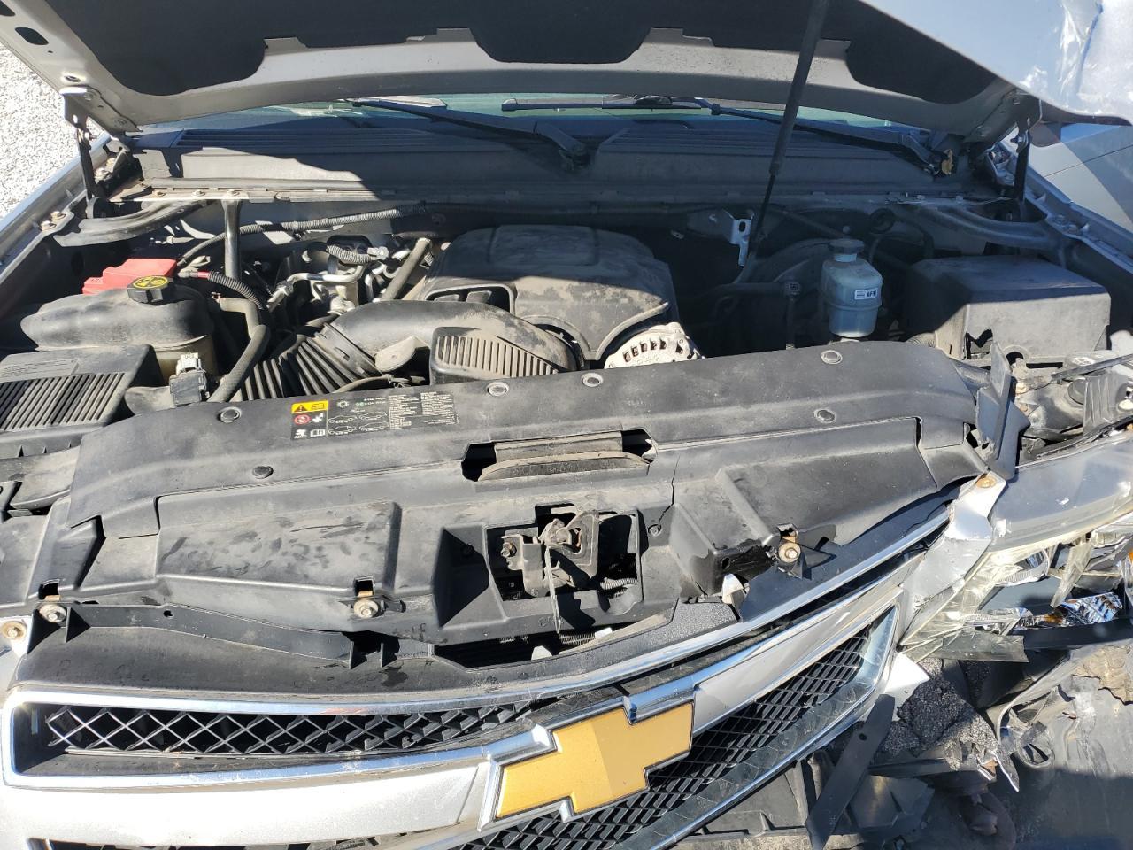 2014 CHEVROLET Suburban