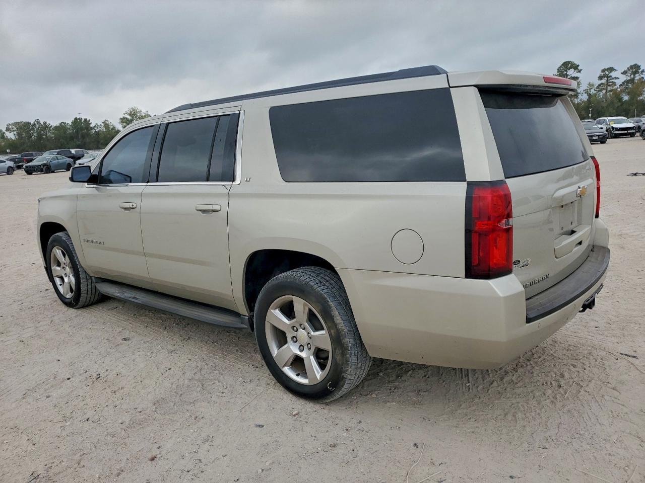 2015 CHEVROLET Suburban