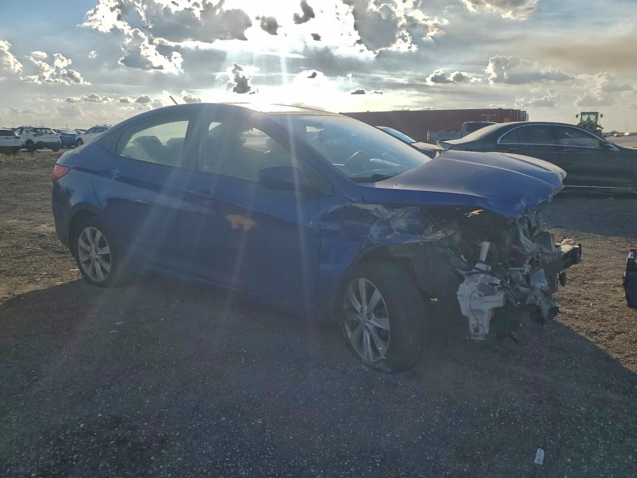 2012 HYUNDAI ACCENT