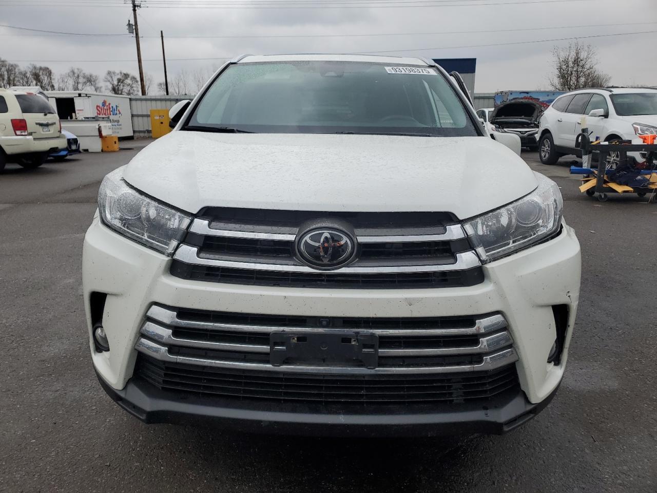 2018 TOYOTA HIGHLANDER