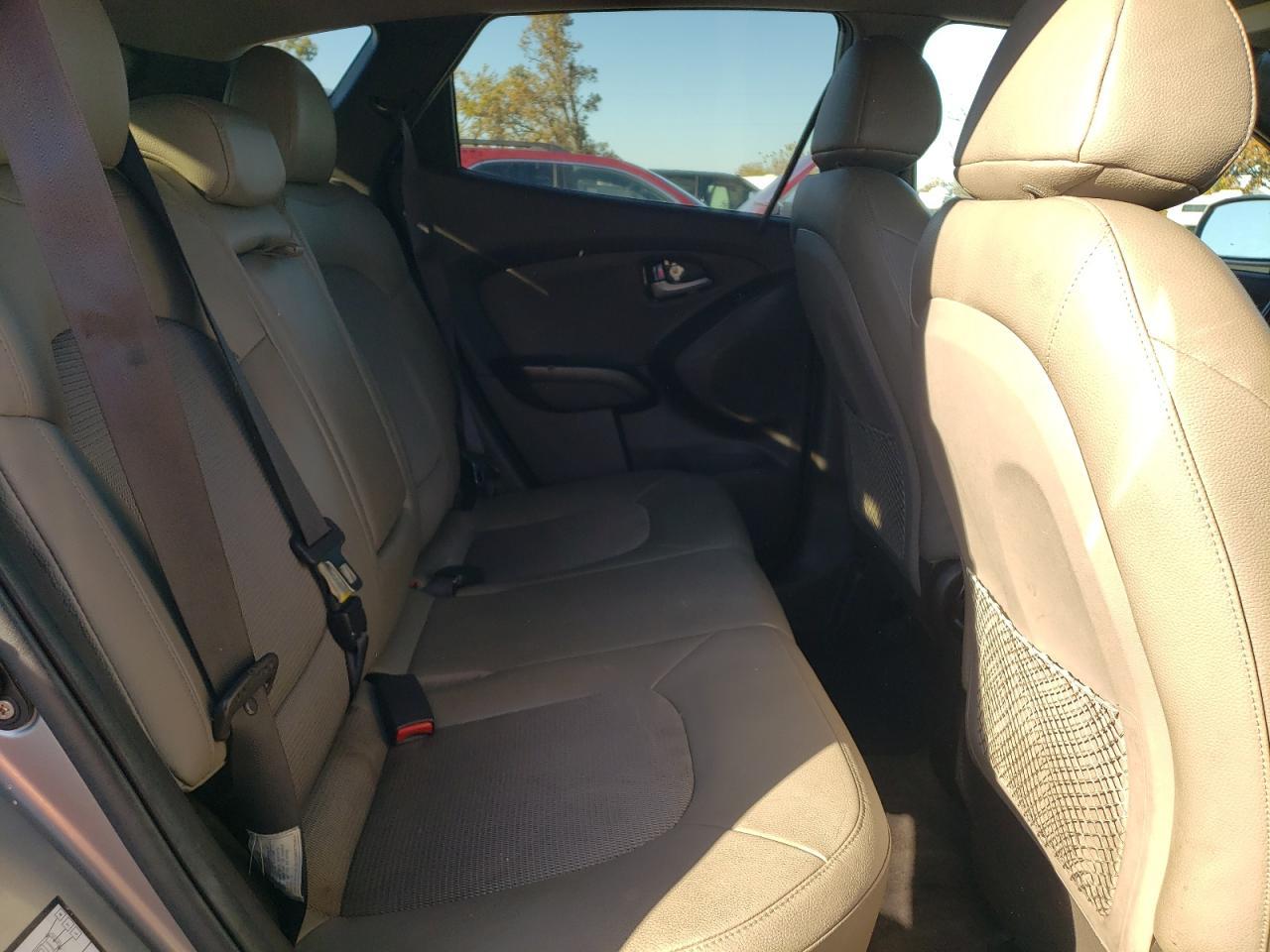 2015 HYUNDAI TUCSON