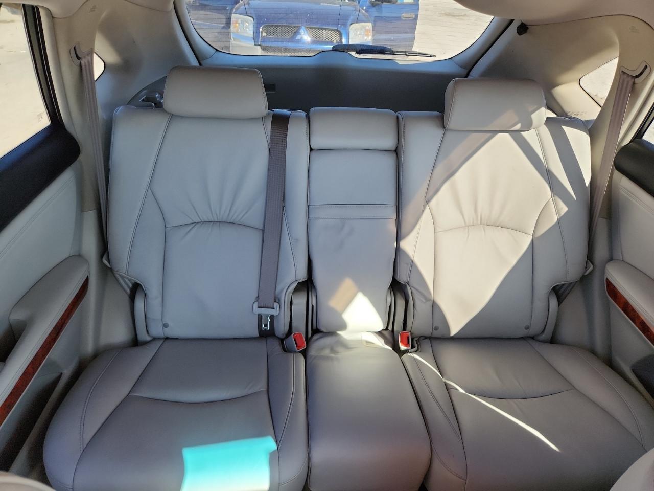 2005 LEXUS Rx 330