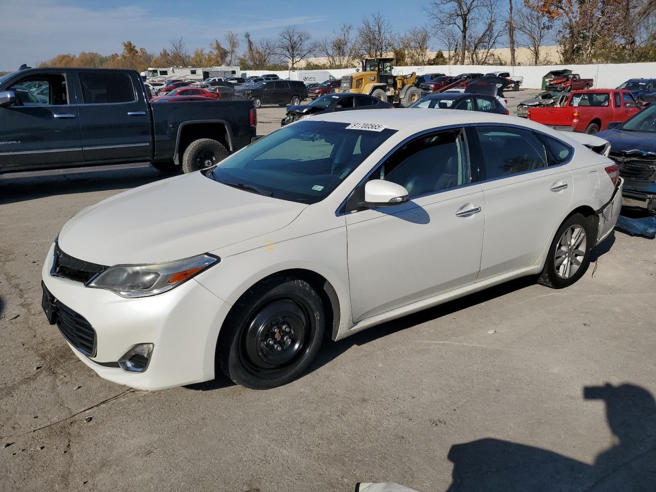 2014 TOYOTA Avalon