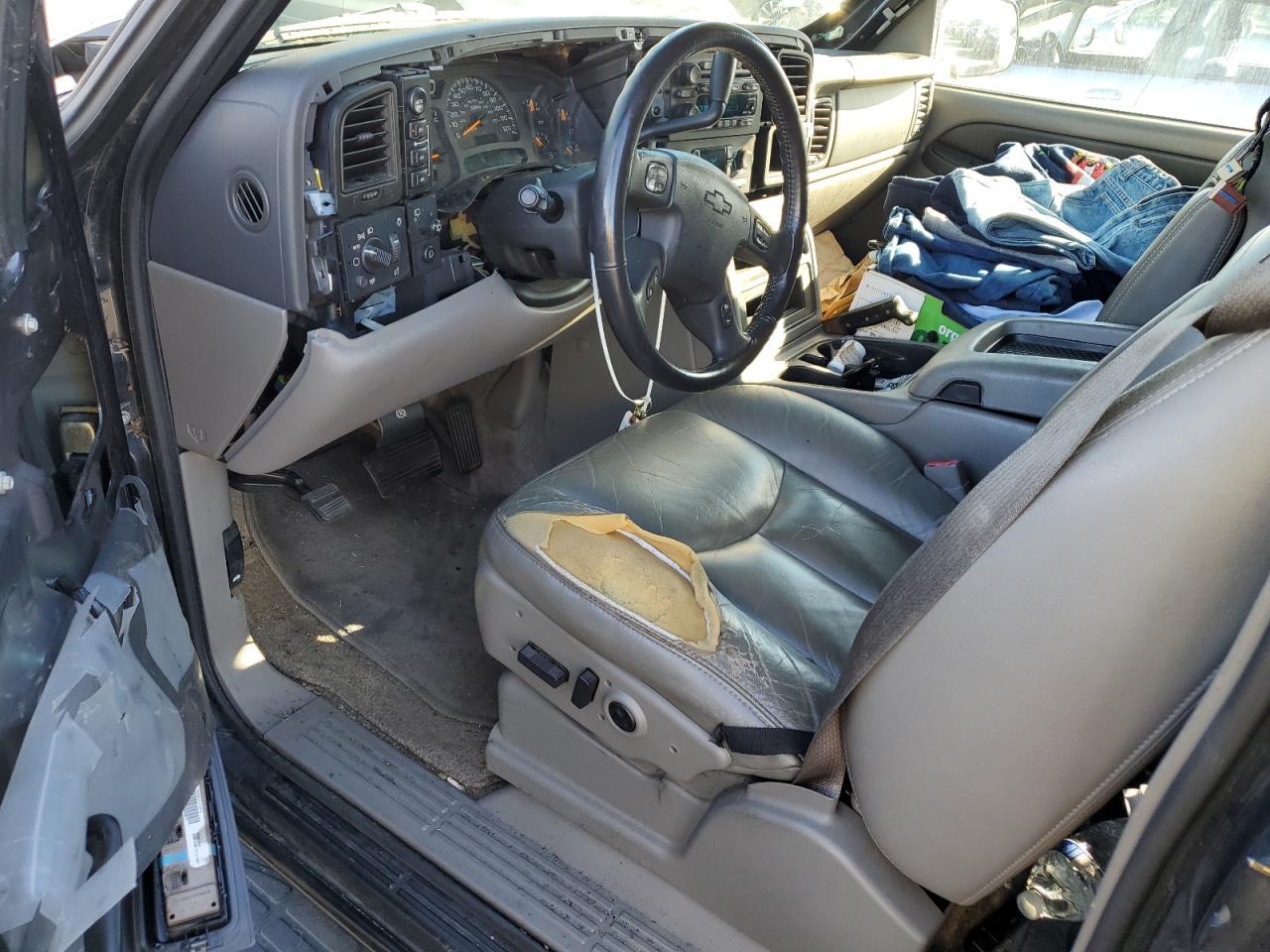 2003 CHEVROLET Tahoe