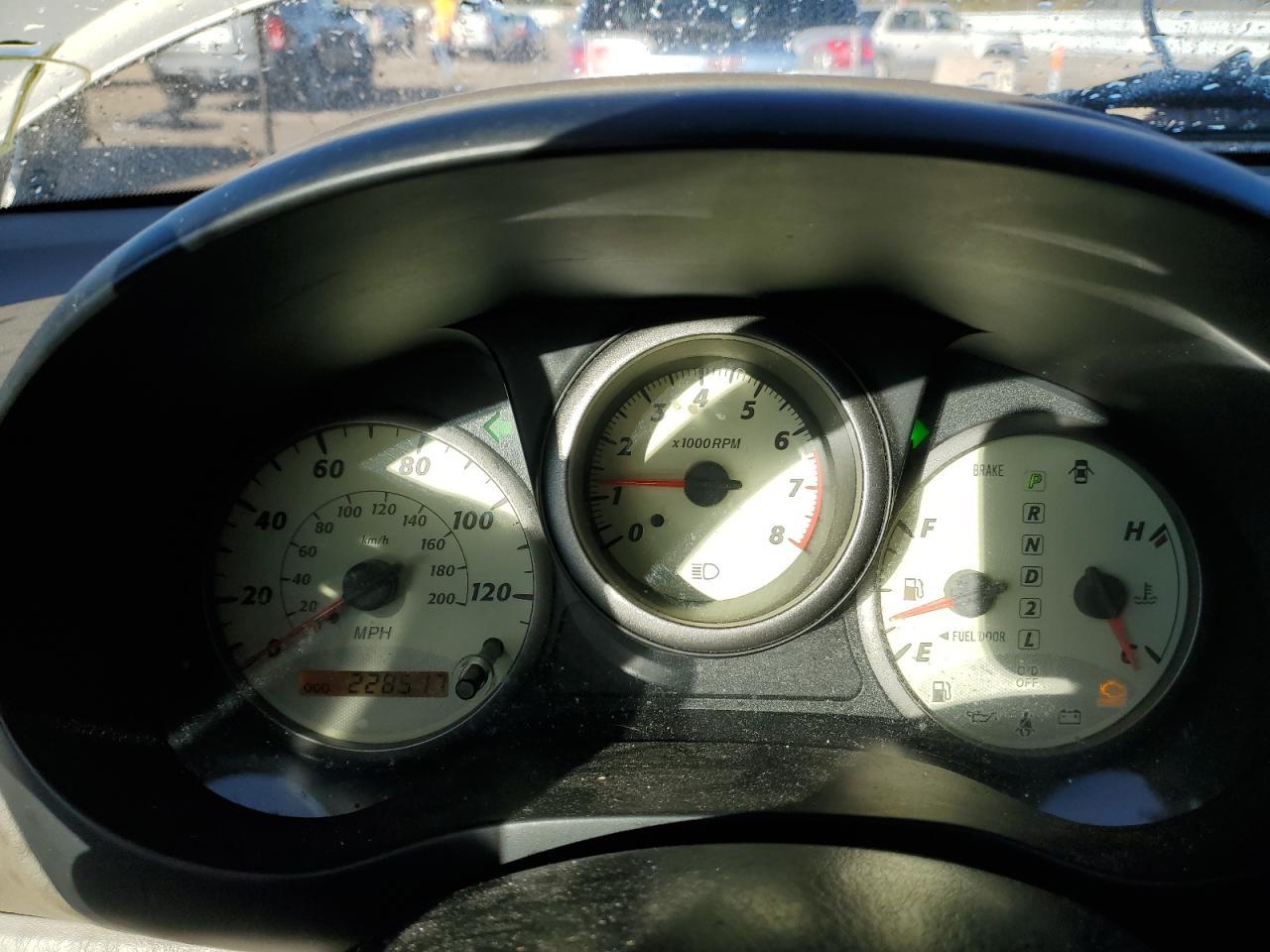 2003 TOYOTA RAV4