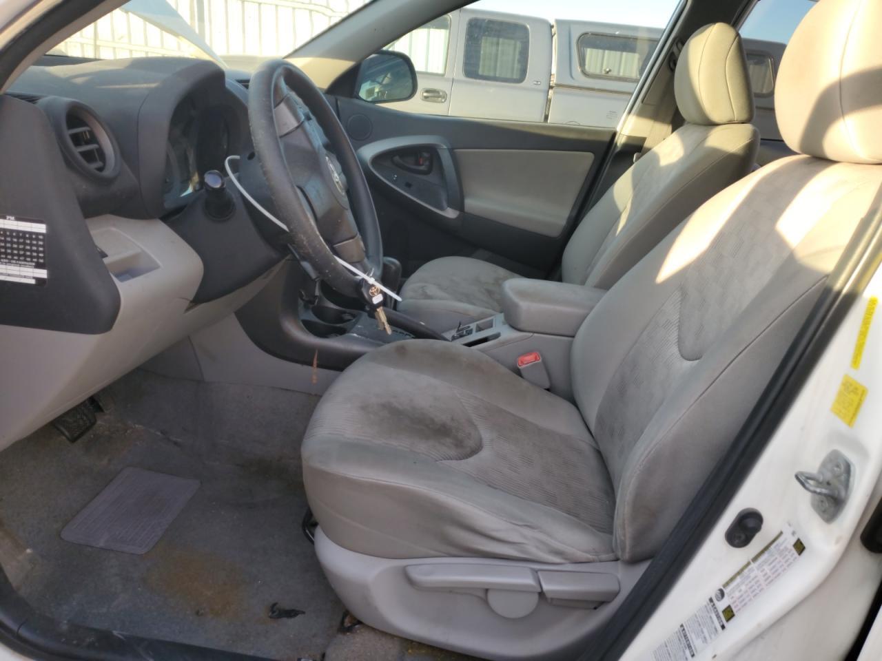 2011 TOYOTA RAV4