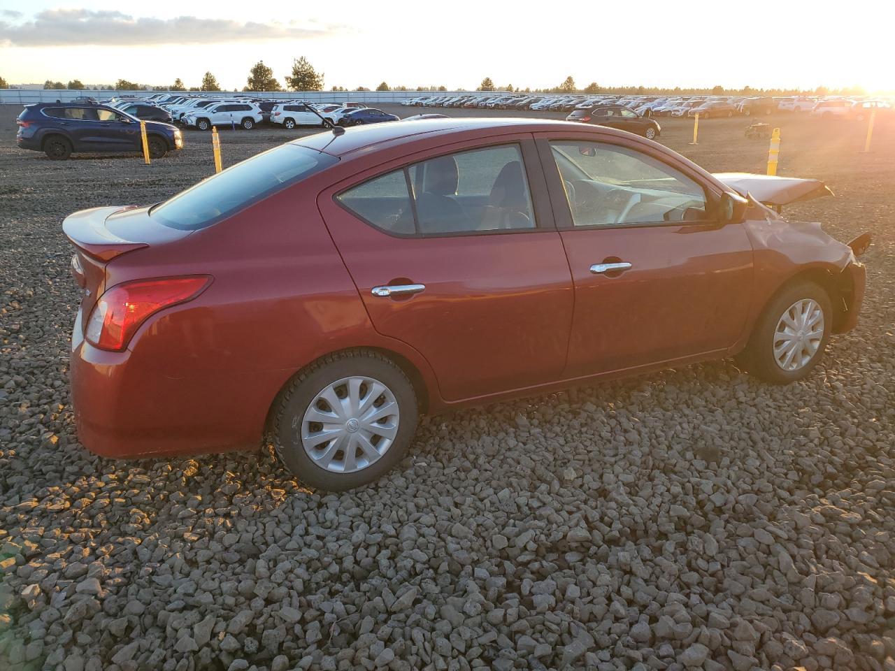 2019 NISSAN VERSA