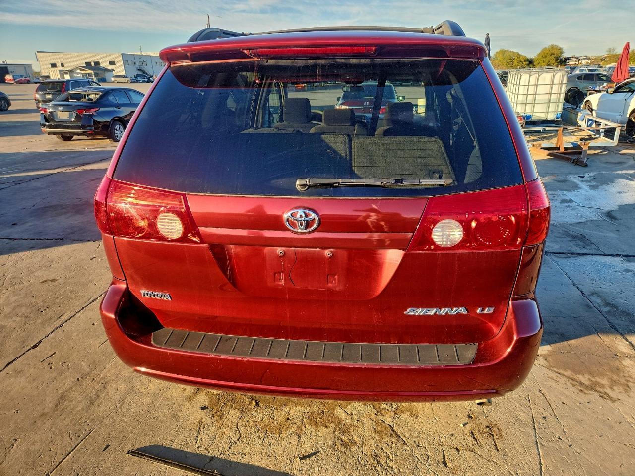 2008 TOYOTA SIENNA