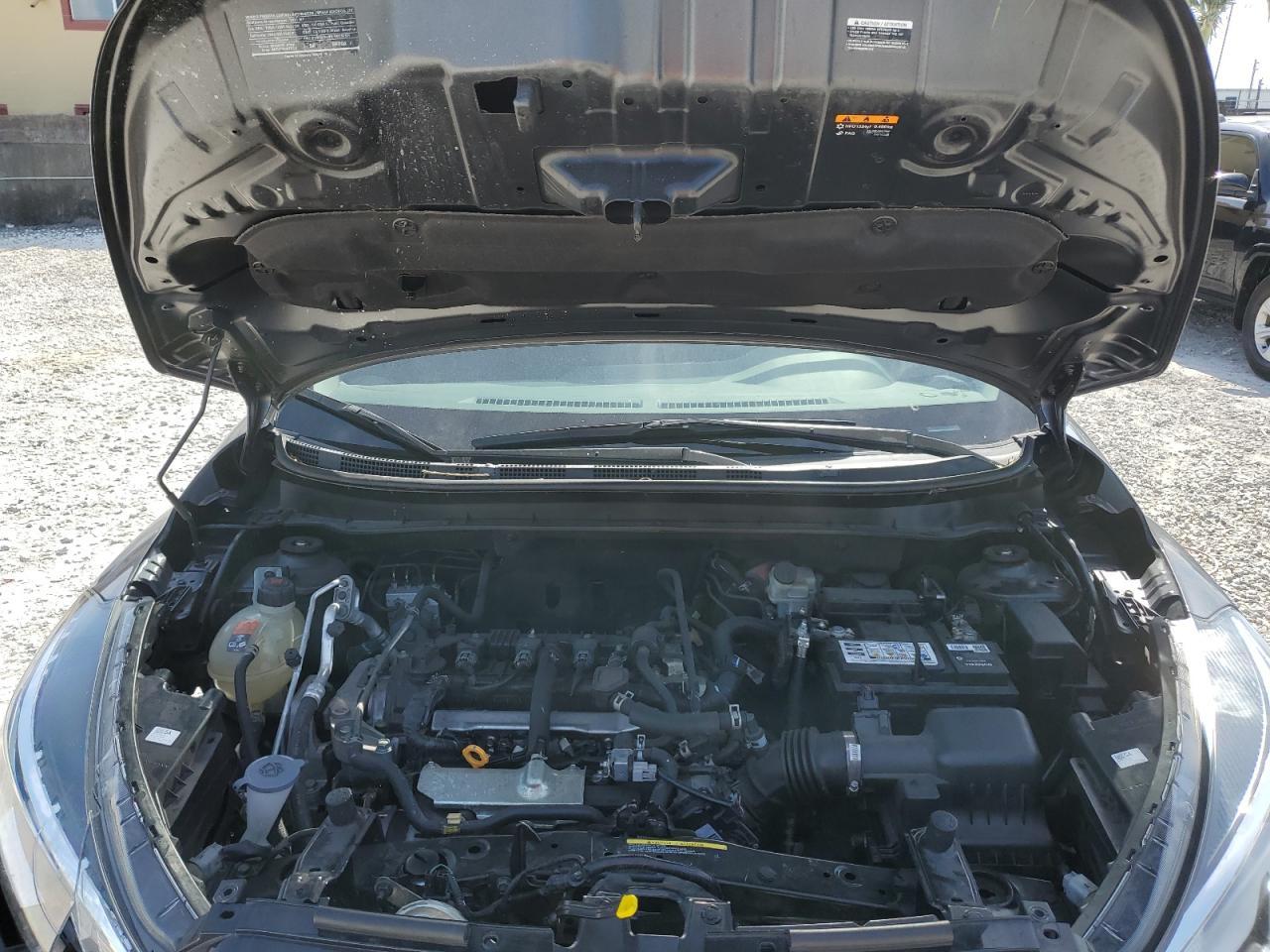 2021 NISSAN KICKS