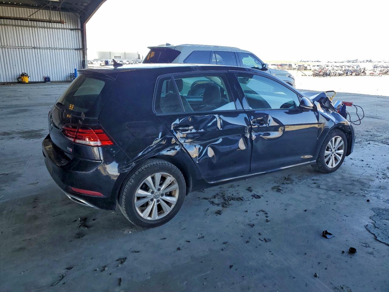 2018 VOLKSWAGEN GOLF
