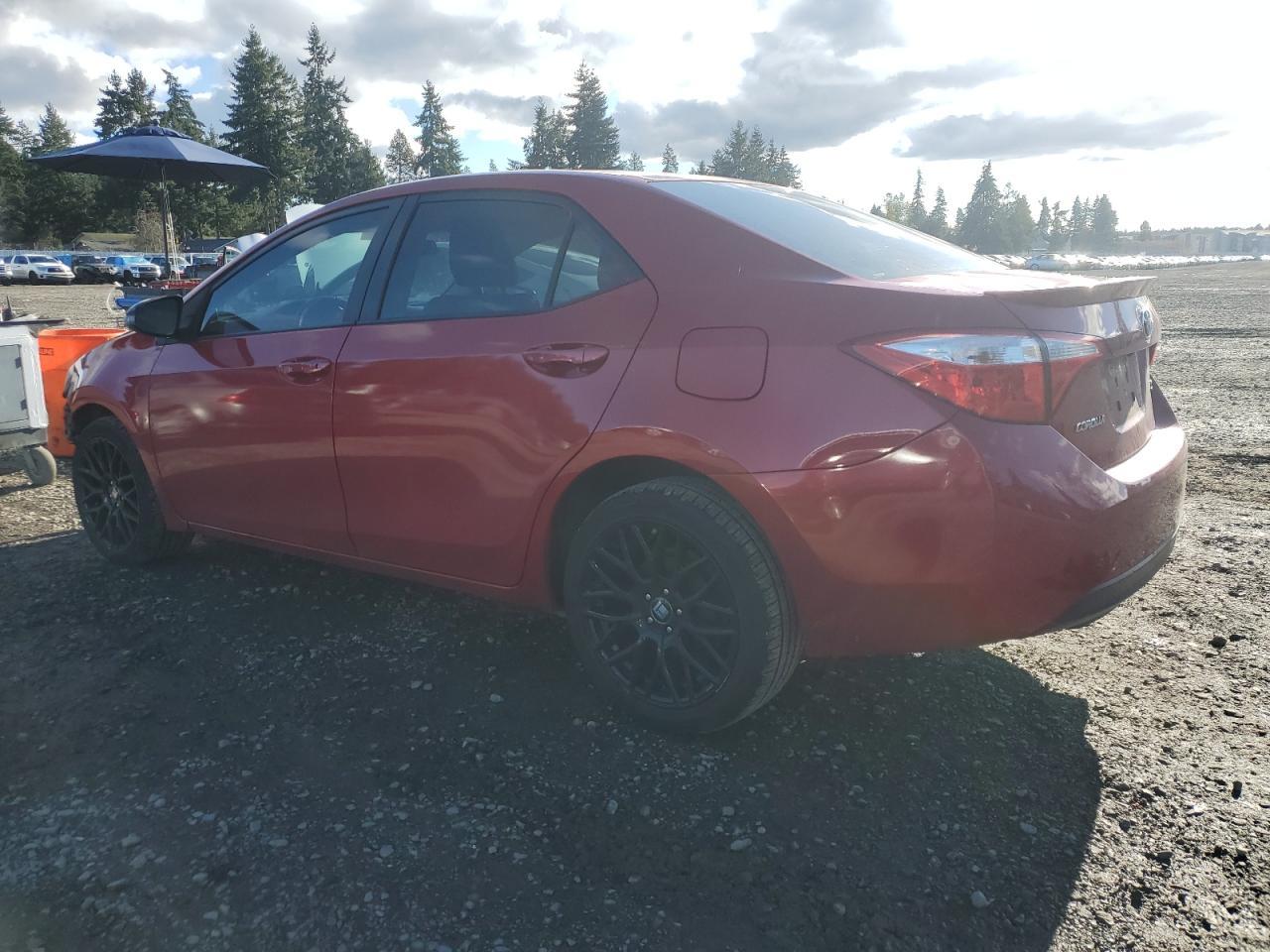 2015 TOYOTA COROLLA