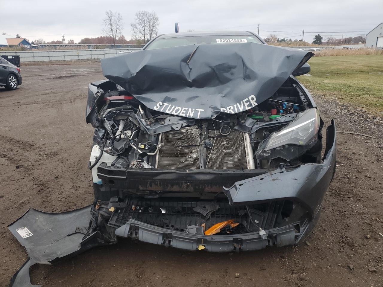 2019 TOYOTA COROLLA