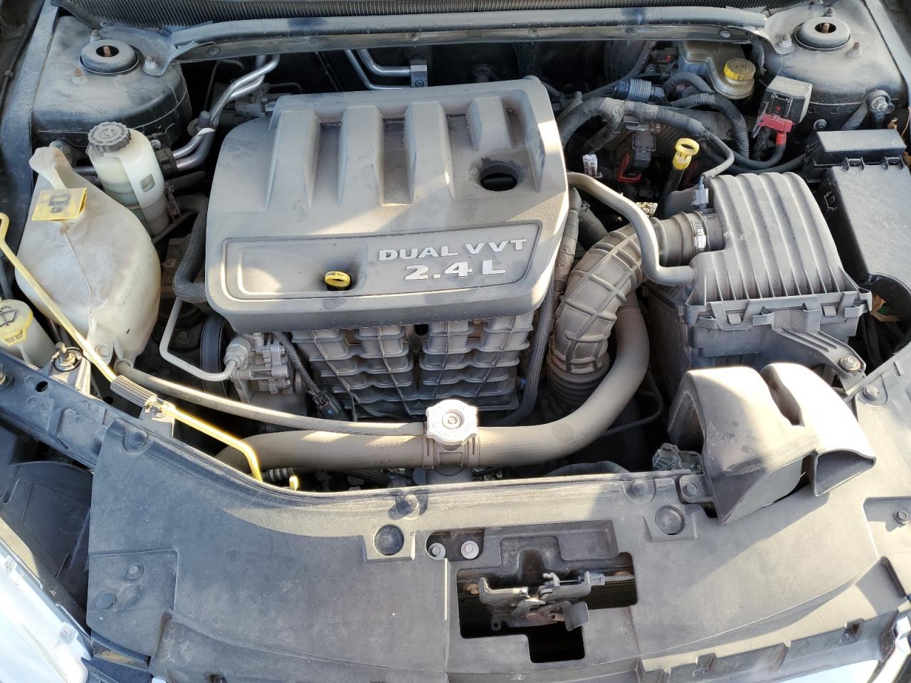 2012 CHRYSLER 200