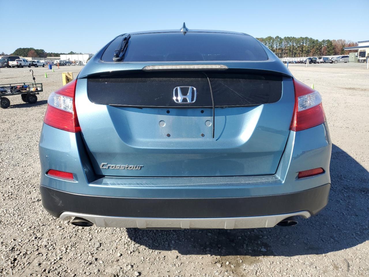 2015 HONDA Crosstour