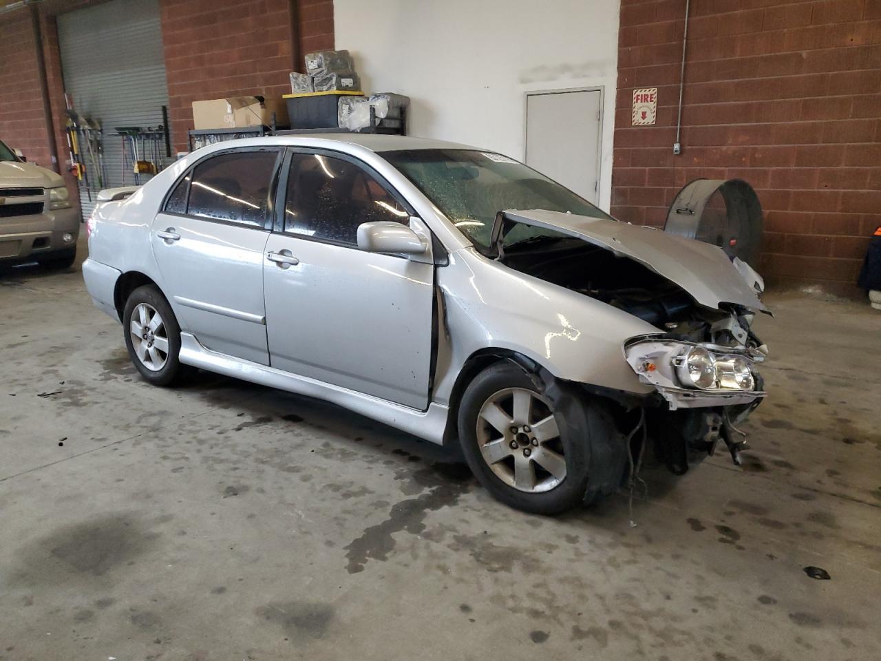 2004 TOYOTA COROLLA