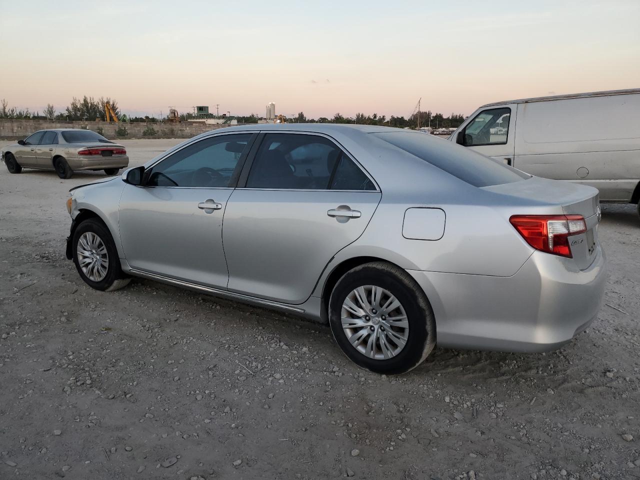 2012 TOYOTA CAMRY