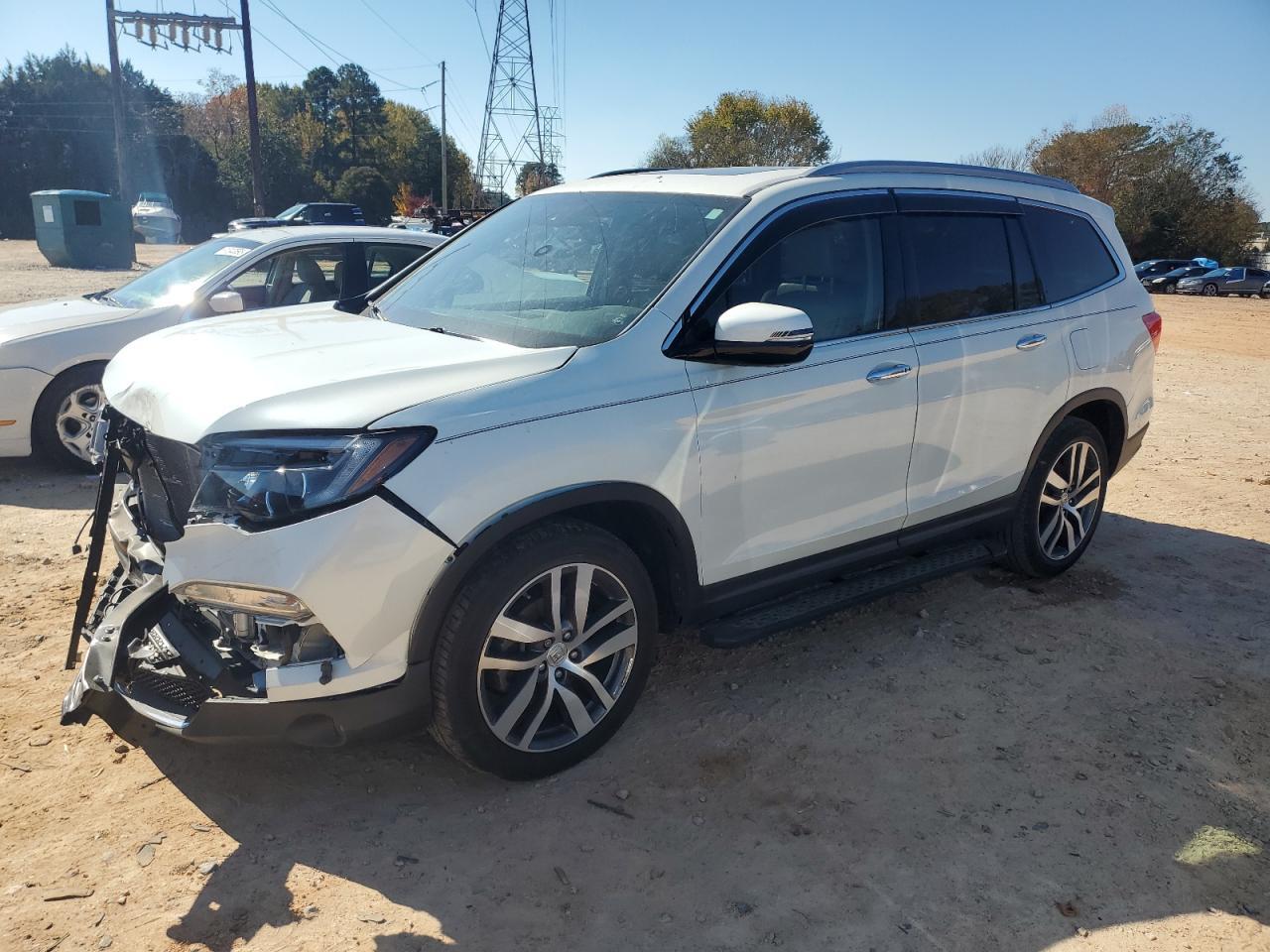 2017 HONDA PILOT
