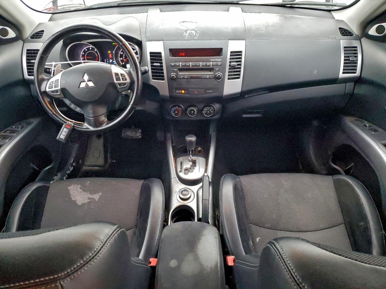 2010 MITSUBISHI outlander