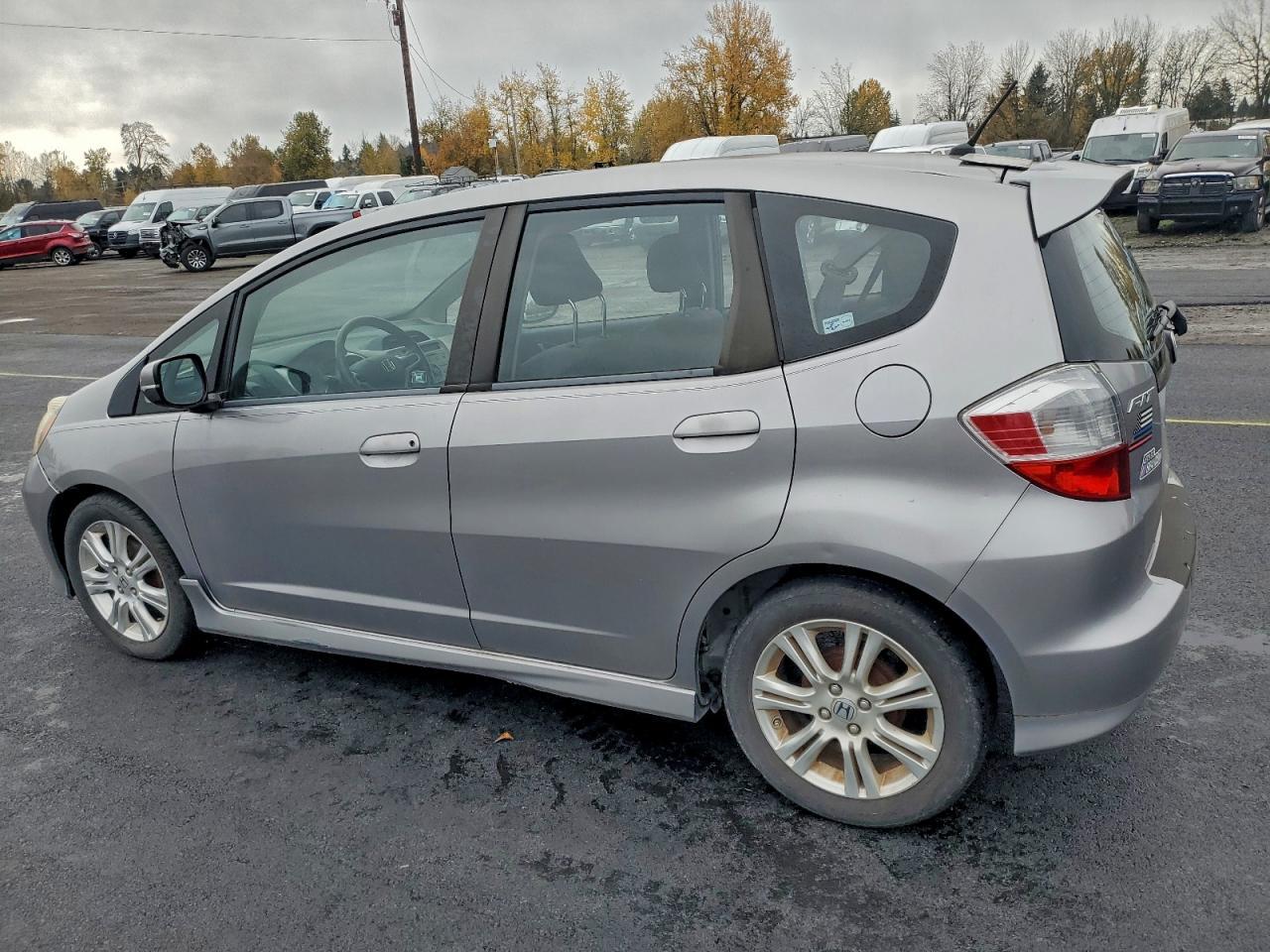 2010 HONDA FIT