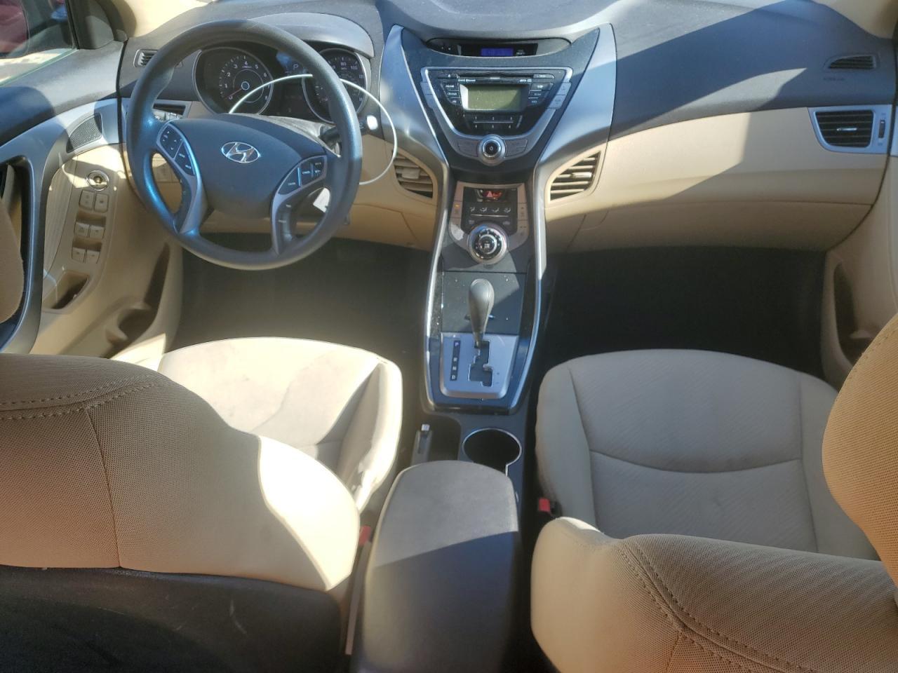 2013 HYUNDAI ELANTRA