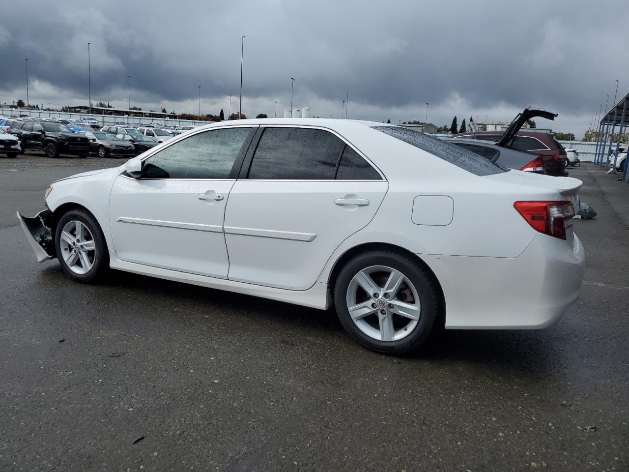 2013 TOYOTA CAMRY