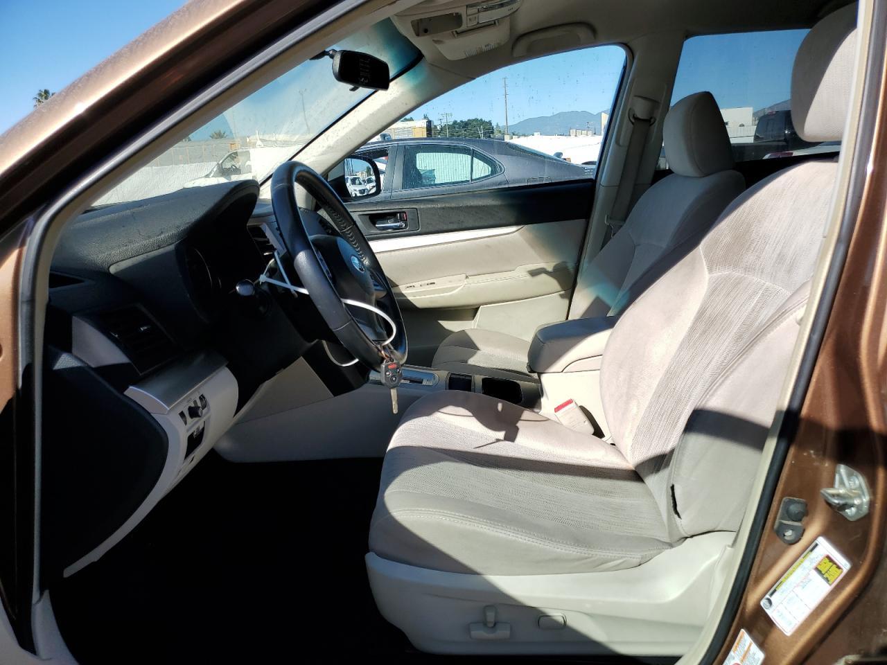 2013 SUBARU Outback