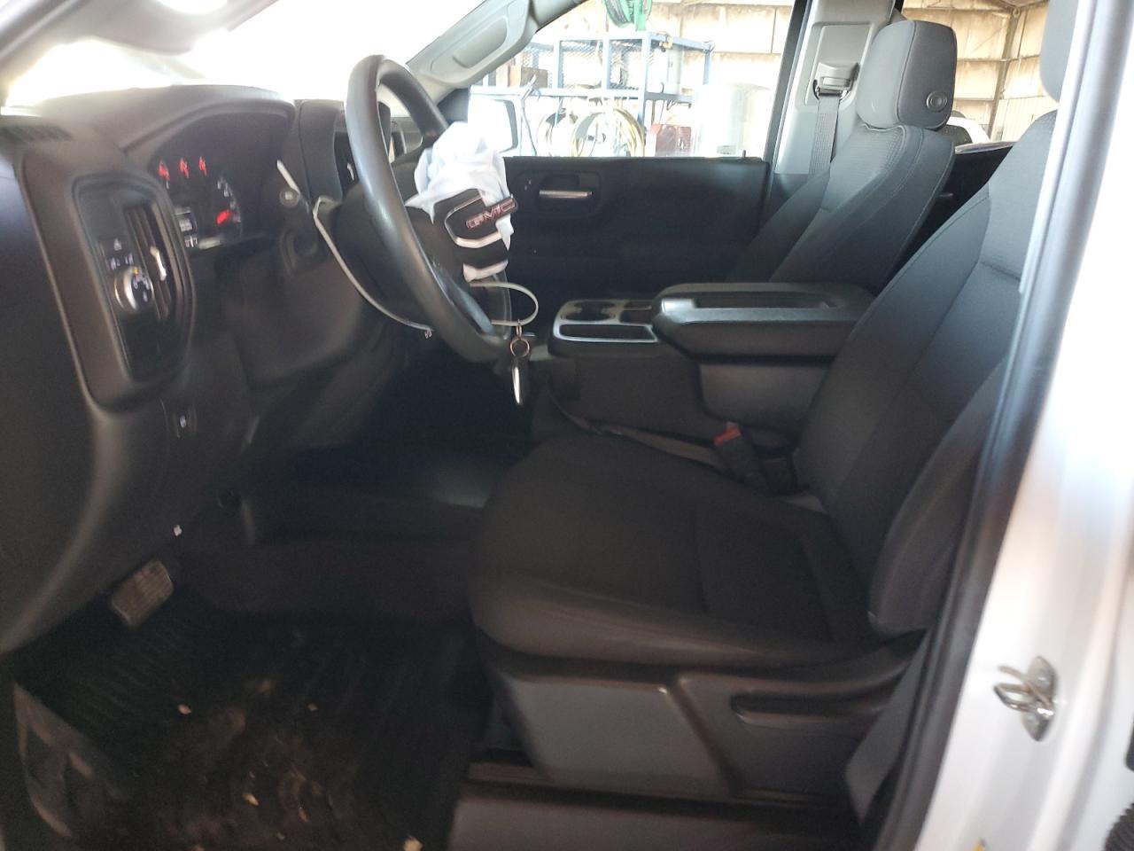 2023 GMC Sierra