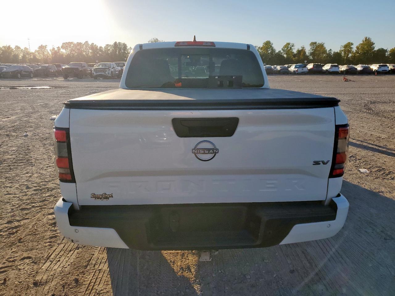 2024 NISSAN Frontier