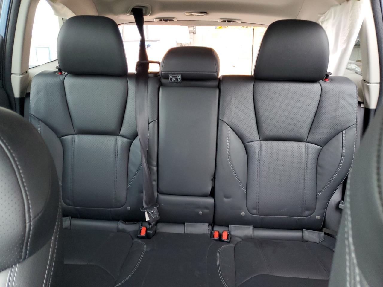 2022 SUBARU FORESTER