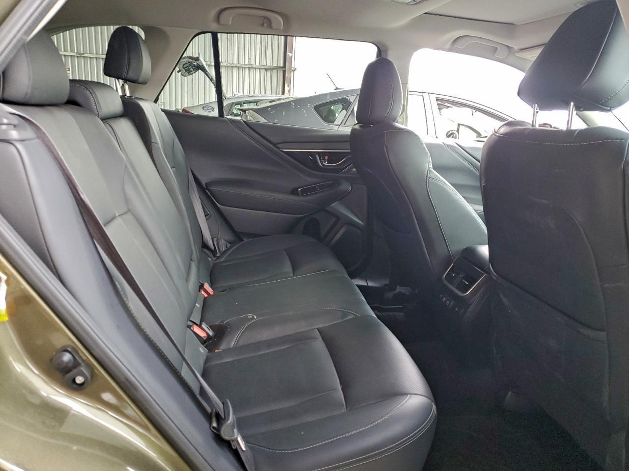 2022 SUBARU Outback