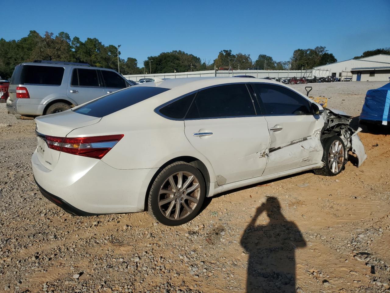 2013 TOYOTA Avalon
