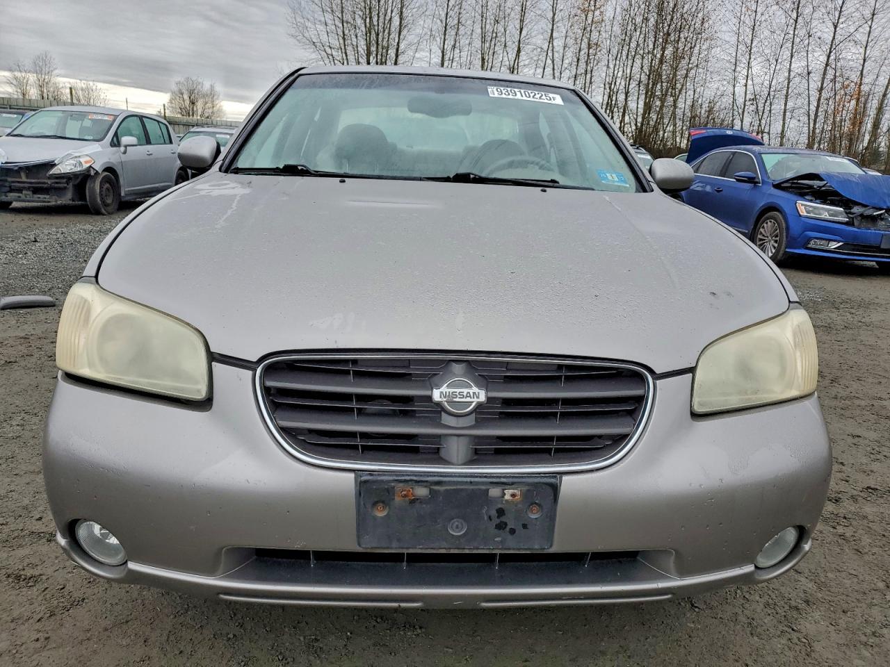2001 NISSAN Maxima