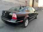 2003 VOLKSWAGEN Passat