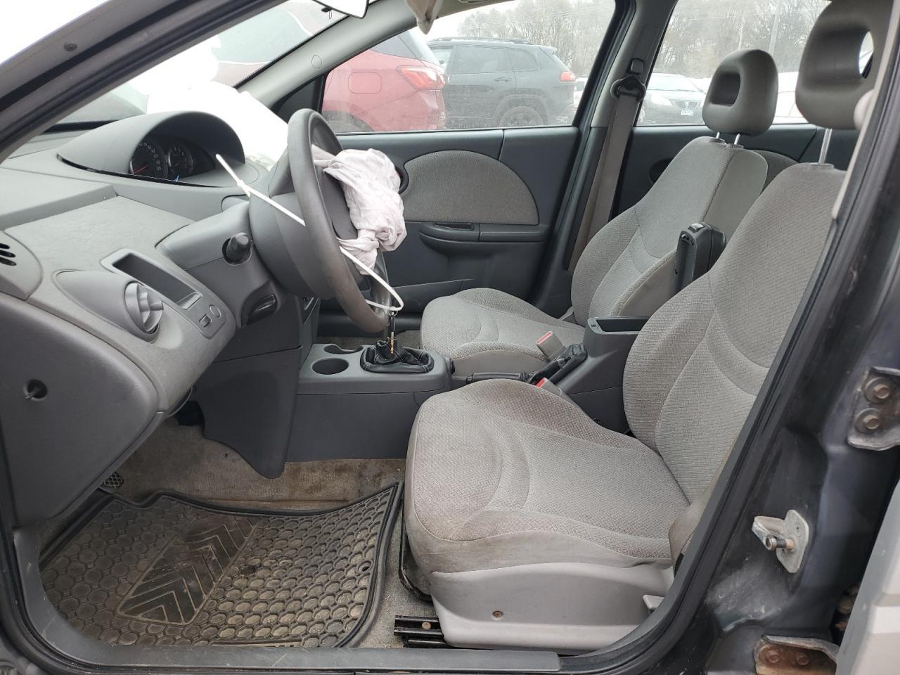 2004 SATURN Ion