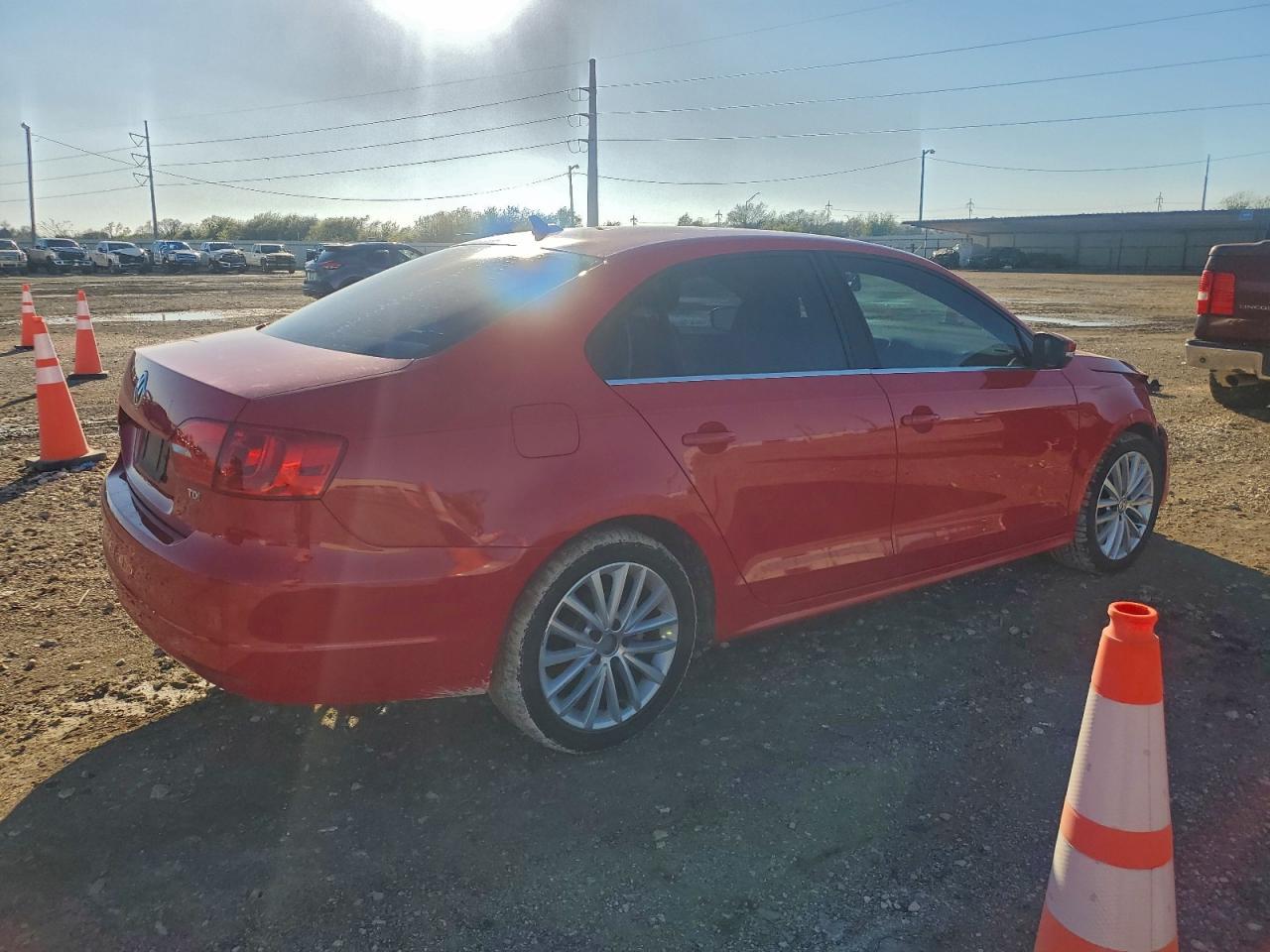 2013 VOLKSWAGEN JETTA