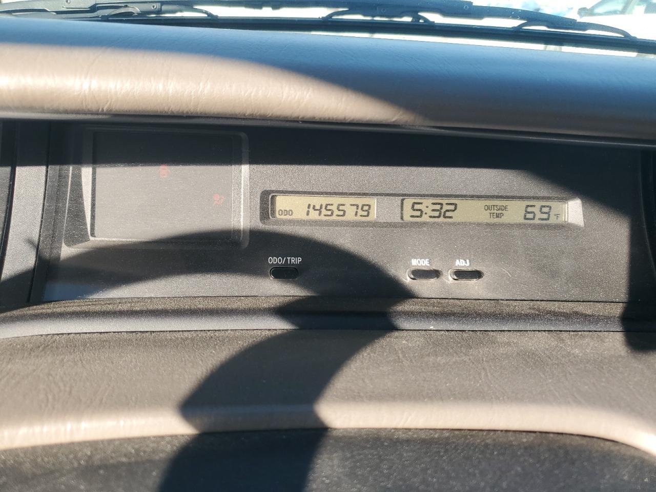 2004 TOYOTA Avalon