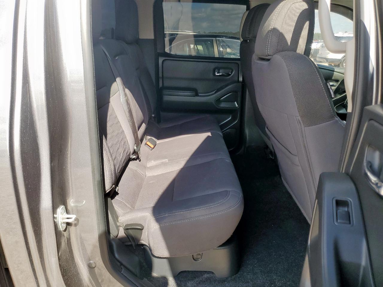 2023 NISSAN Frontier
