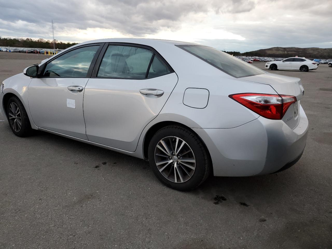 2016 TOYOTA COROLLA