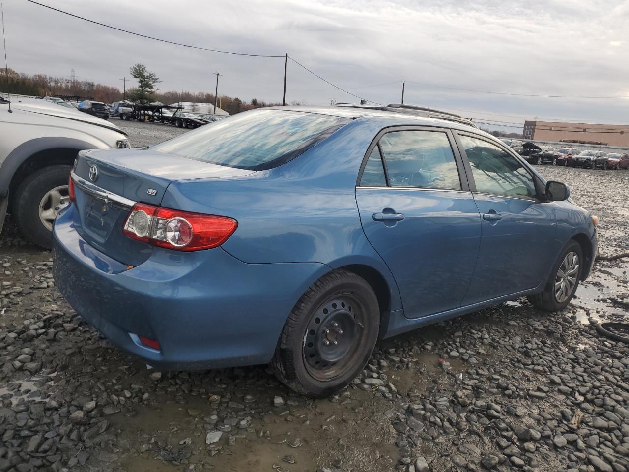 2013 TOYOTA COROLLA